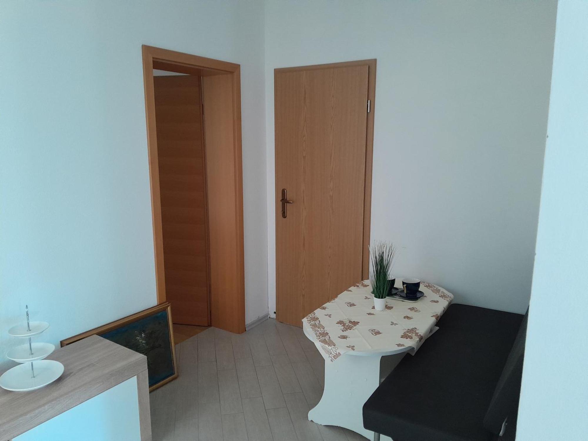 Apartmaji 스트루냔 외부 사진